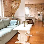 2 Bedroom Pet Friendly Home In Otterup オテルプ