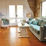 別荘 2 Bedroom Pet Friendly Home In Otterup